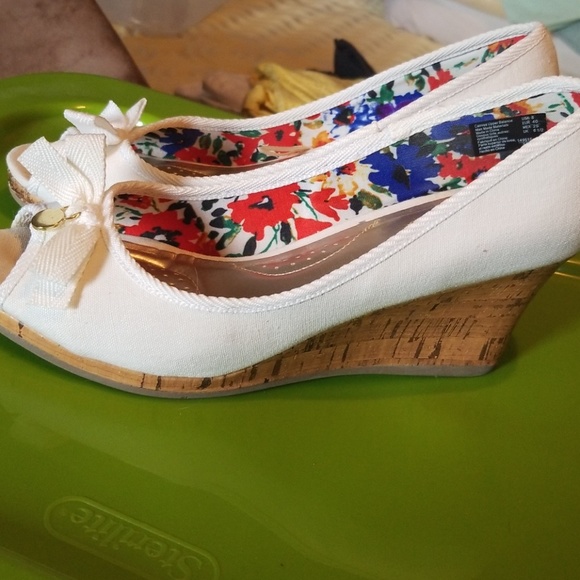 Wedges - Picture 2 of 2